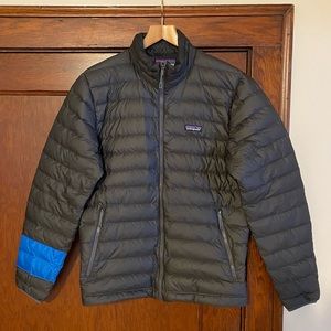Patagonia Down Sweater Jacket. Forge grey with blue repair patch. Size Medium